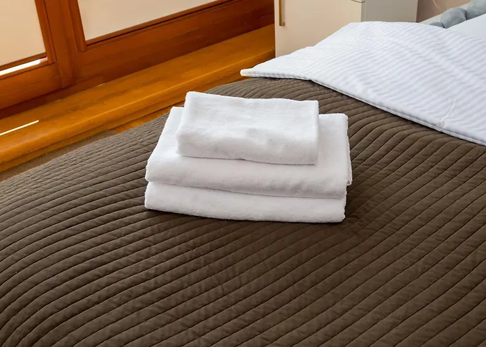 Strzelcow 2-bedroom By Bookinghost * Warszawa